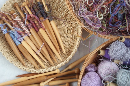 Tools and materials used in tapestry